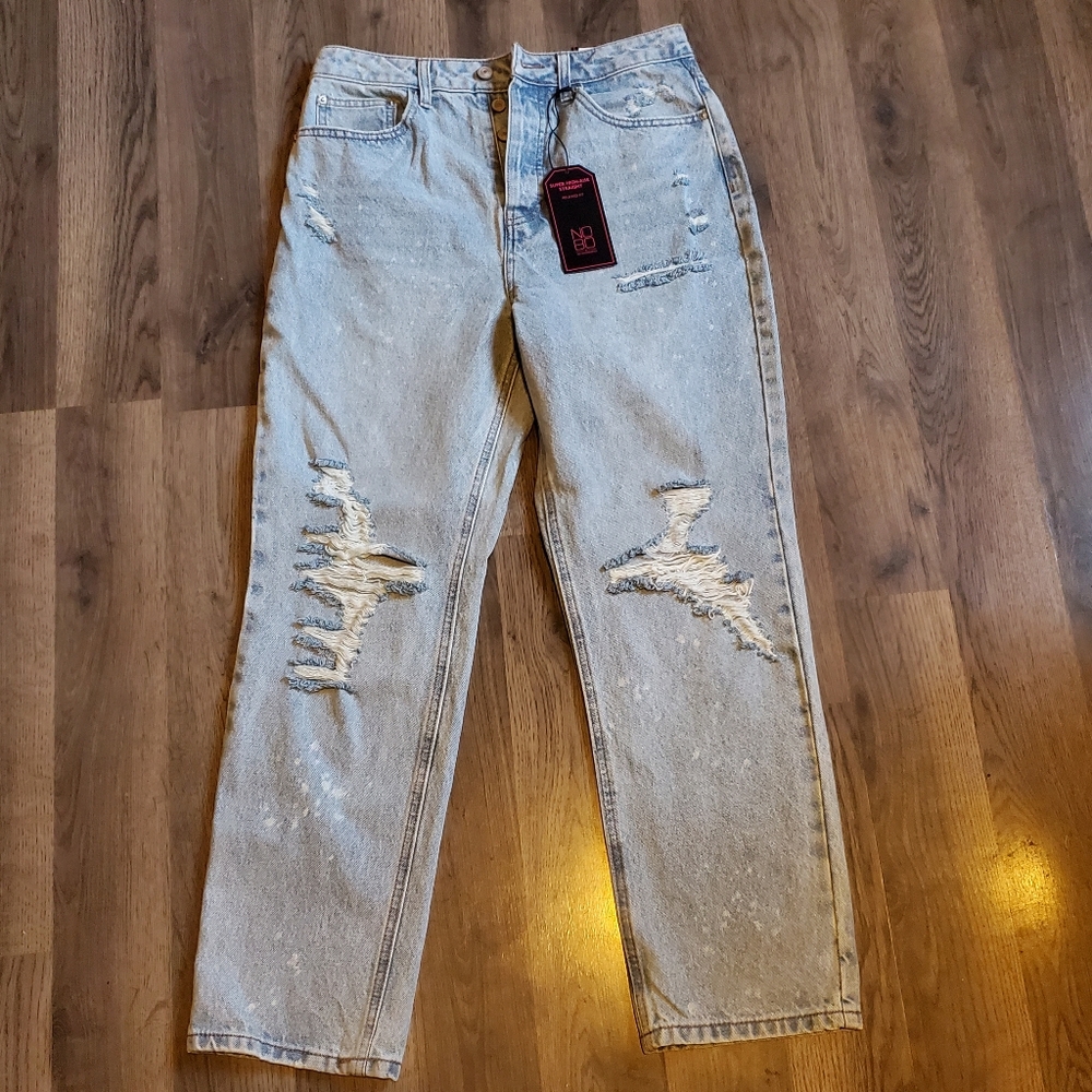 NWT Size 9 Relaxed fit